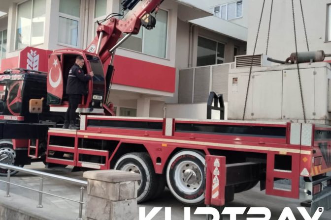 jeneratör vinç ile taşıma